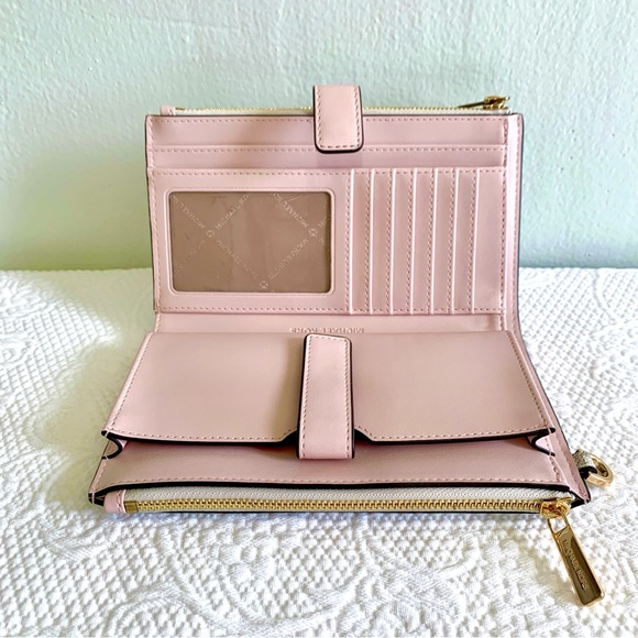 Michael Kors Jet Set Travel Double Zip Wallet - Picture 8 of 12